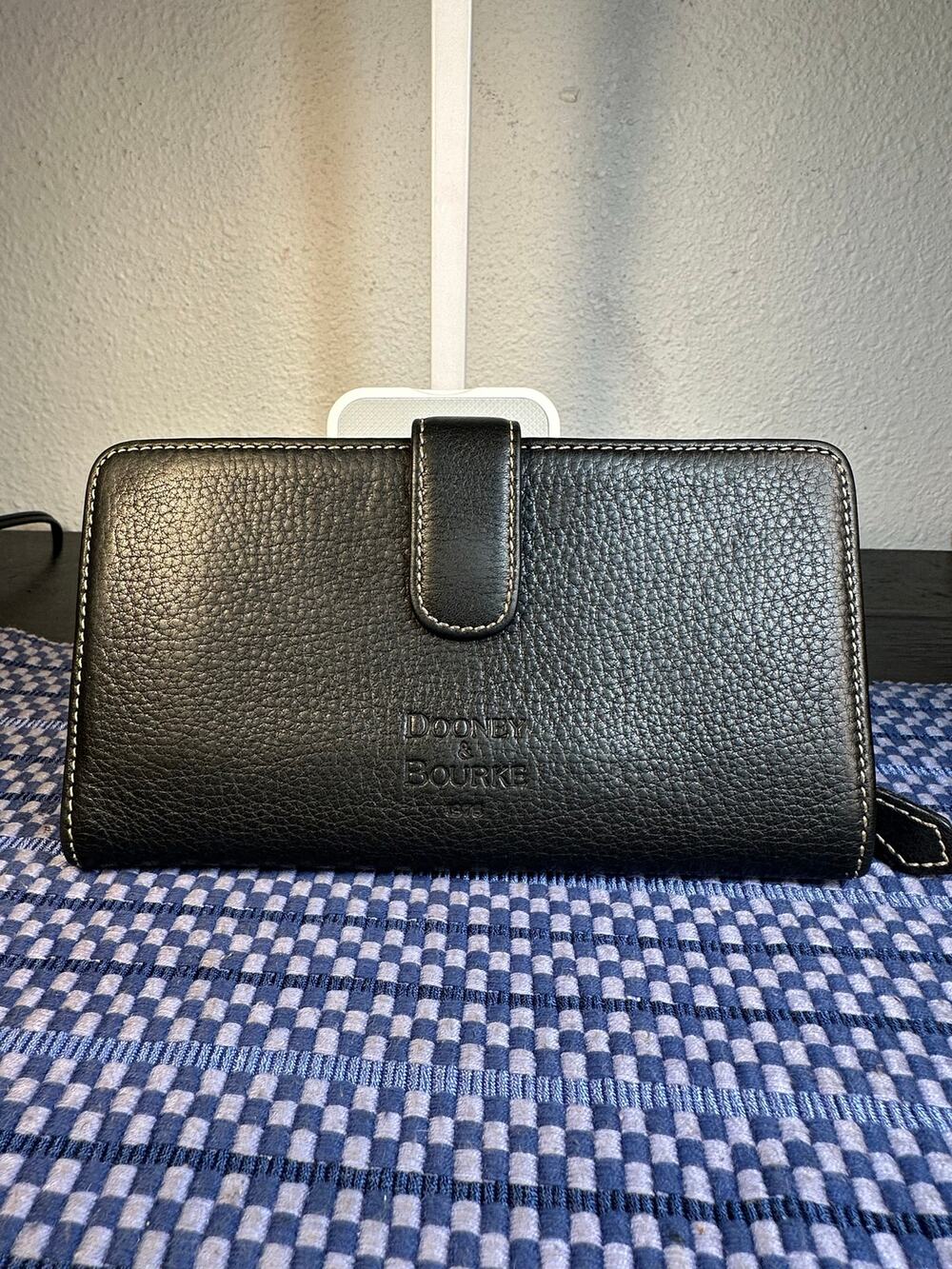 Dooney & Bourke Black Pebbled Leather Continental Clutch Wallet